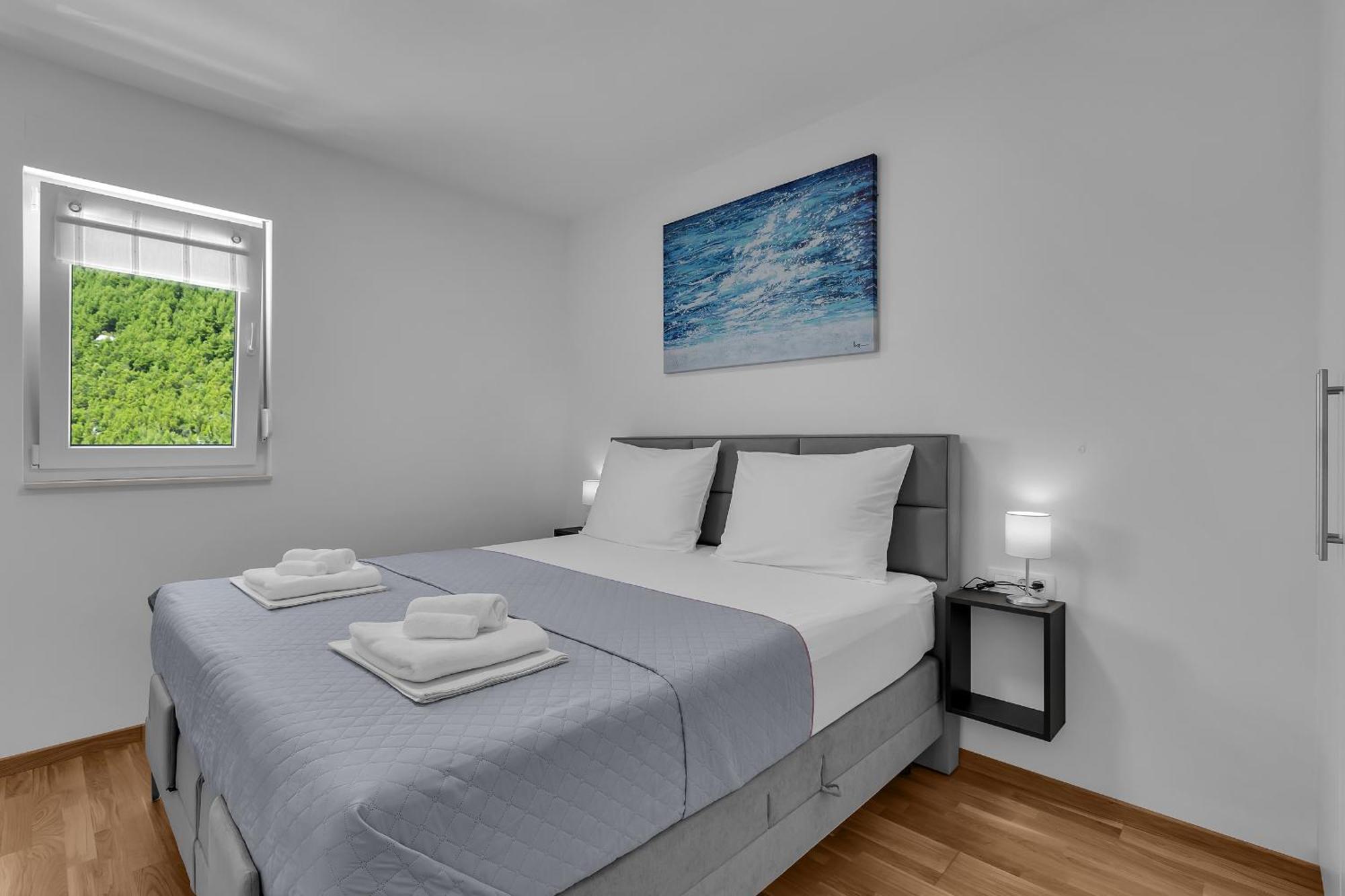 Luxurious And Bright With Sea And Mountain View * Makarska